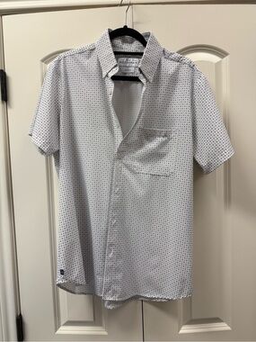 Mizzen+Main White Short-Sleeve Dot Button-Up Shirt - MADE IN AMERICA